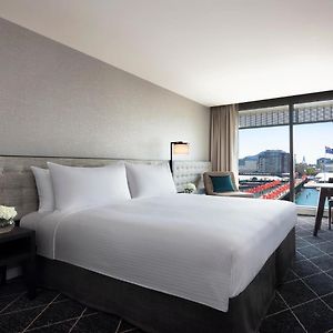 Turm Zimmer mit Kingsize-Bett